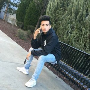 Meet your Posher, Luiz